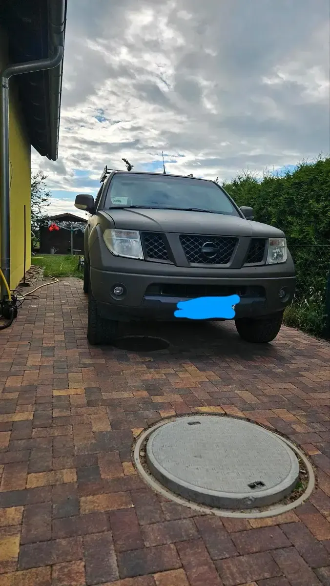 Gebraucht Nissan Navara 175 PS (128 kW) 2010 Pickup