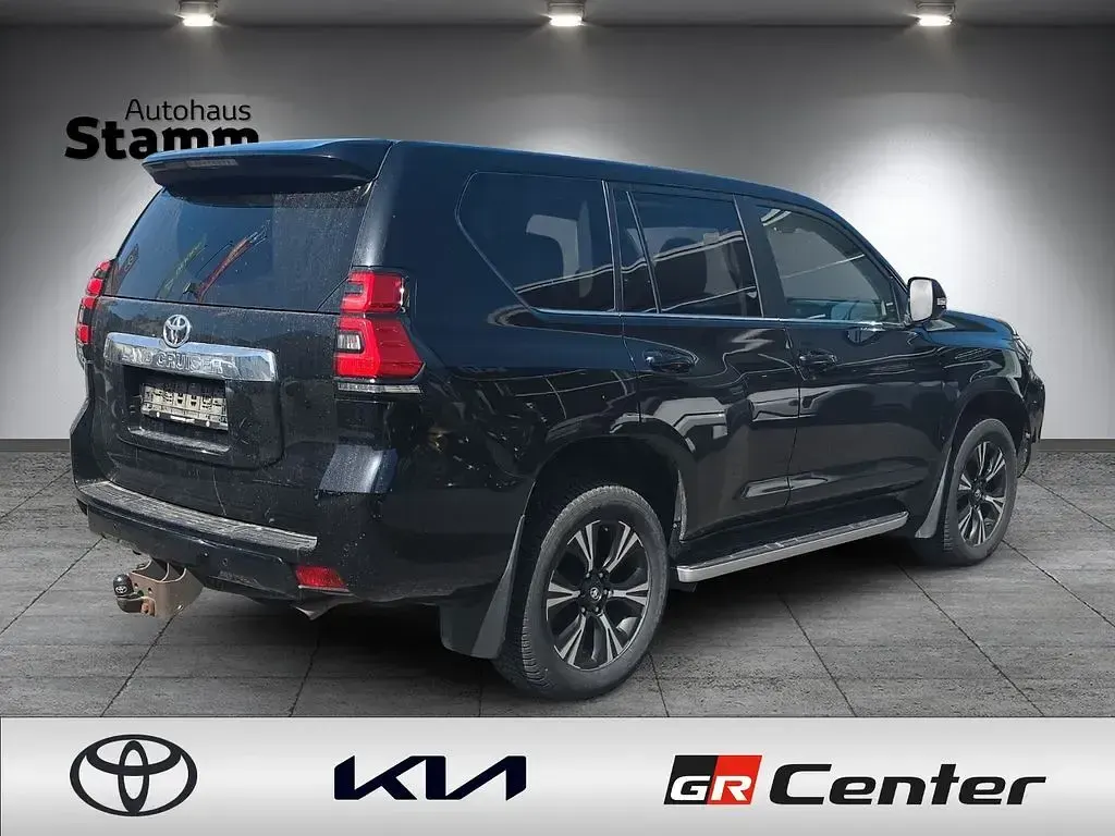 Gebraucht Toyota Land Cruiser TEC-Edition 204 PS (150 kW) 2019 Schwarz SUV