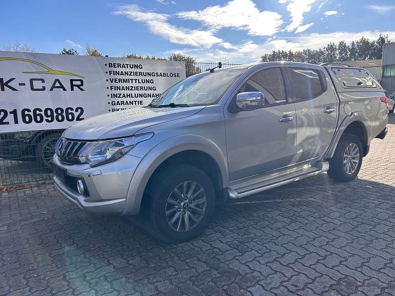 Silber Gebraucht 2017 Mitsubishi L200 Plus Abholung | 16.900 € (Guter Preis) - Bild 1/4