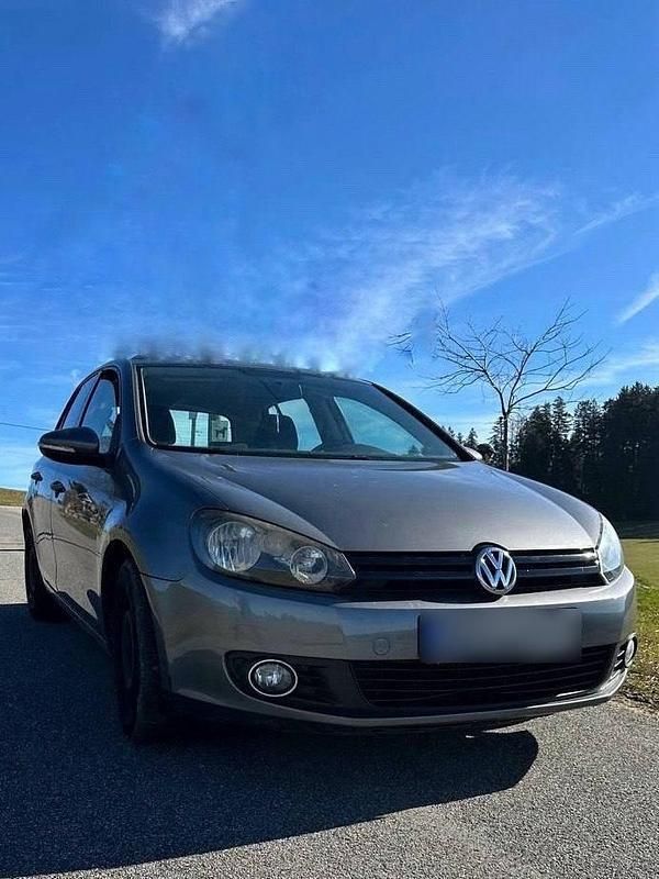 Gebraucht VW Golf VI 102 PS (75 kW) 2009 Grau Kleinwagen