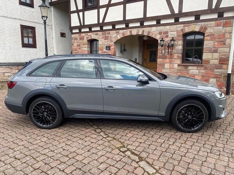 Gebraucht Audi A4 Allroad Ambiente 245 PS (180 kW) 2020 Grau Kombi