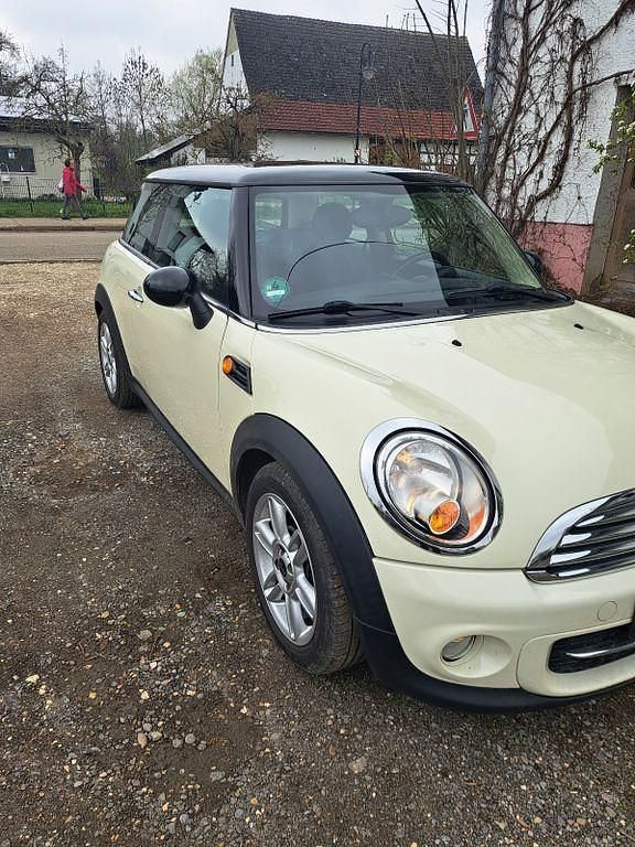 Usado Mini Cooper D 109 HP (80 kW) 2010 Branco Citadino