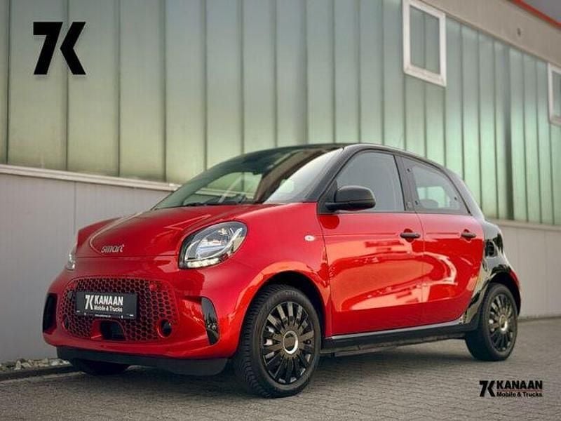 Schwarz Gebraucht 2022 Smart ForFour Electric Drive Limousine | 9.996 € (Fairer Preis) - Bild 1/4