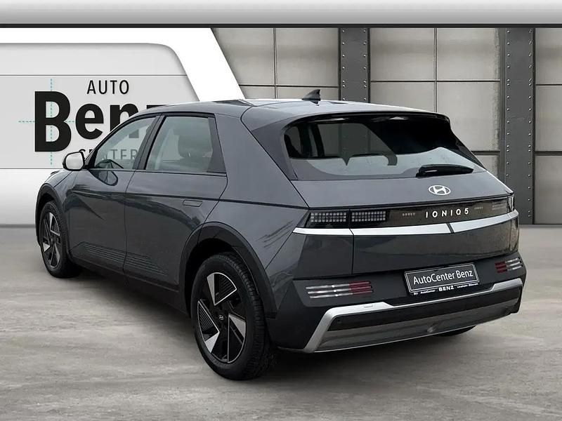 Neu Hyundai Ioniq Dynamiq 167 kW (228 PS) 2025 Grau Kleinwagen
