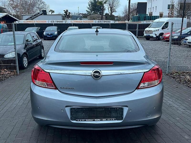 Second-hand Opel Insignia 140 CP (102 kW) 2008 Argintiu Berlinǎ