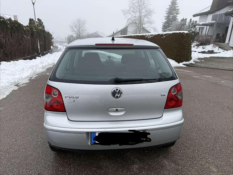 Gebraucht VW Polo Cricket 64 PS (47 kW) 2005 Silber Kleinwagen