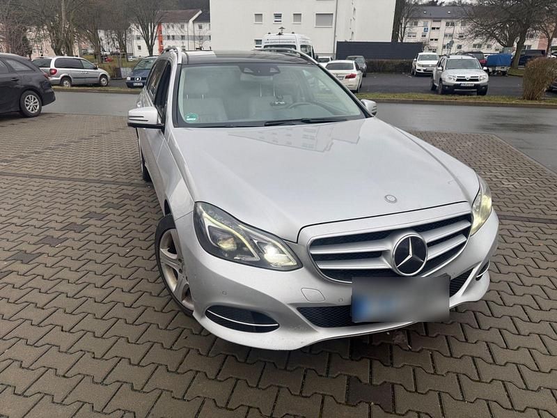 Gebraucht Mercedes E350 Avantgarde 252 PS (185 kW) 2014 Silber Kombi