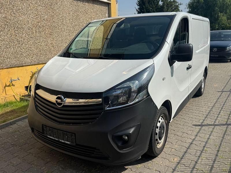 Gebraucht Opel Vivaro 120 PS (88 kW) 2016 Weiß Van / Kleinbus