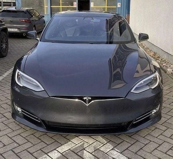 Gebraucht Tesla Model S Performance 567 kW (772 PS) 2016 Grau Kleinwagen