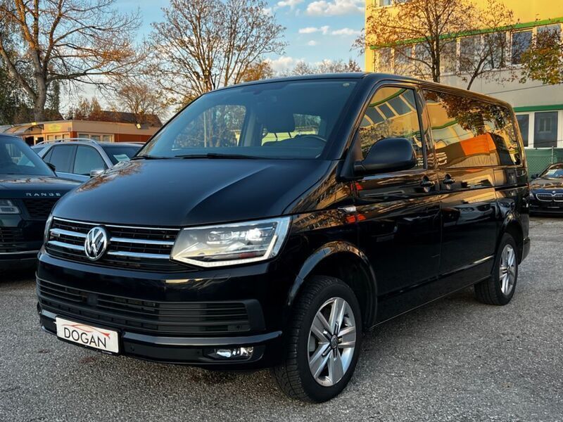 Deep black perleffekt Gebraucht 2019 VW T6.1 Comfortline Van | 23.900 € - Bild 1/4