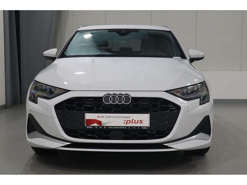 Gebraucht Audi A3 Advanced 116 PS (85 kW) 2025 Weiß Limousine