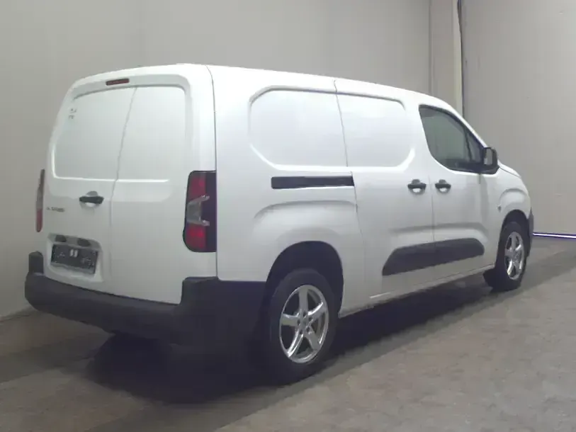 Gebraucht Peugeot Partner 131 PS (96 kW) 2021 Lack weiss banquise/typ aussenverkleidun Van / Kleinbus