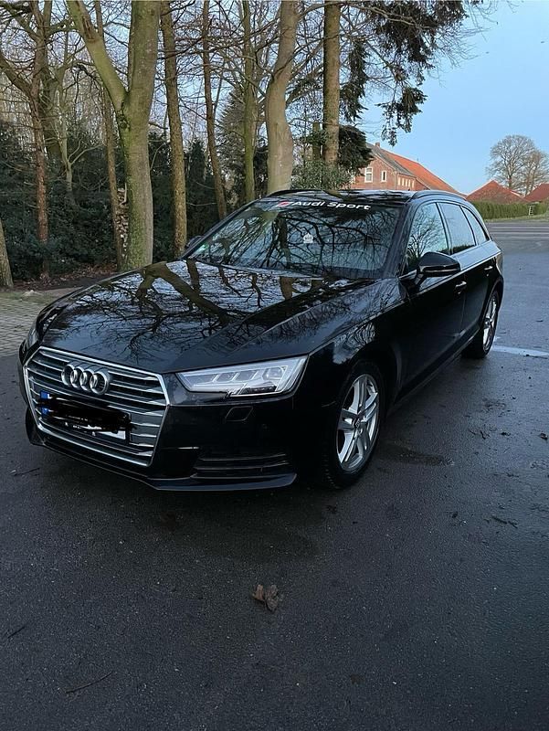 Gebraucht Audi A4 Ambiente 150 PS (110 kW) 2016 Schwarz Kombi