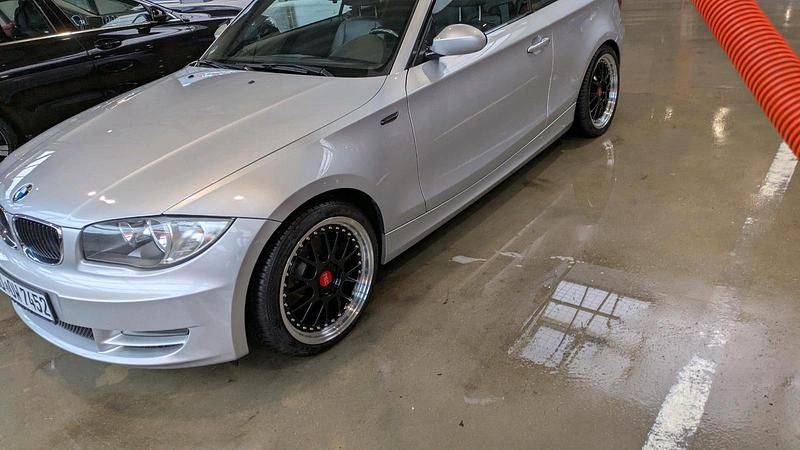 Gebraucht BMW 120 Cabriolet 170 PS (125 kW) 2008 Silber Cabrio