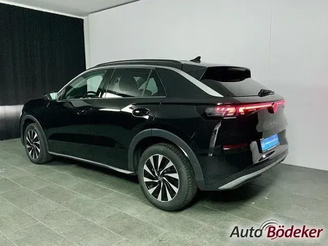 Gebraucht VW T-Roc Life 116 PS (85 kW) 2025 Grenadillschwarz SUV