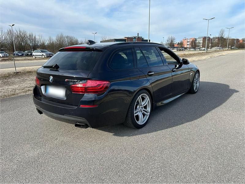Gebraucht BMW 550 381 PS (280 kW) 2013 Schwarz Kombi
