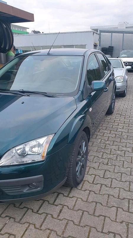 Brugt Ford Focus 2007 Grøn Sedan