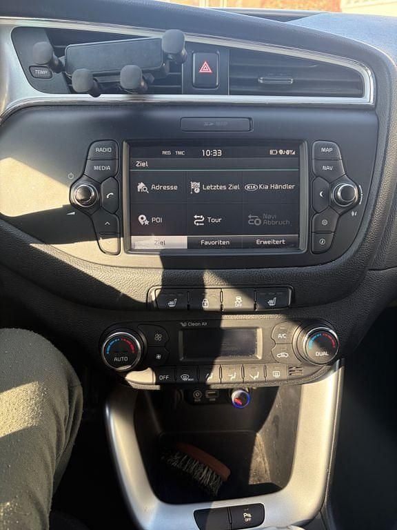 Gebraucht Kia Ceed DREAM-TEAM Edition 136 PS (100 kW) 2016 Schwarz Kleinwagen