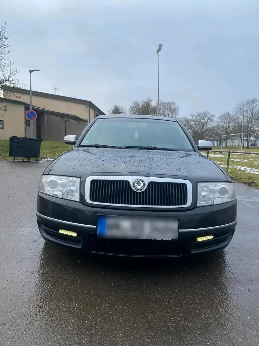 Gebraucht Skoda Superb 193 PS (141 kW) 2003 Braun Limousine