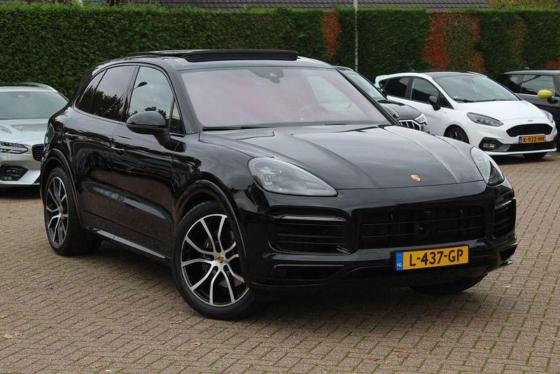 Schwarz Gebraucht 2021 Porsche Cayenne SUV | 61.710 € (Superpreis) - Bild 1/4