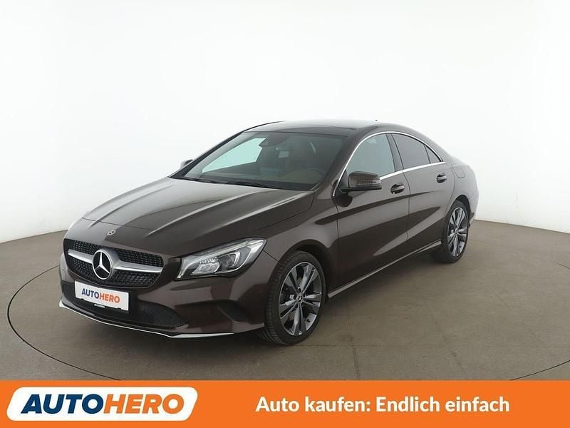 Käytetty Mercedes CLA250 Urban 211 HP (155 kW) 2018 Sedan