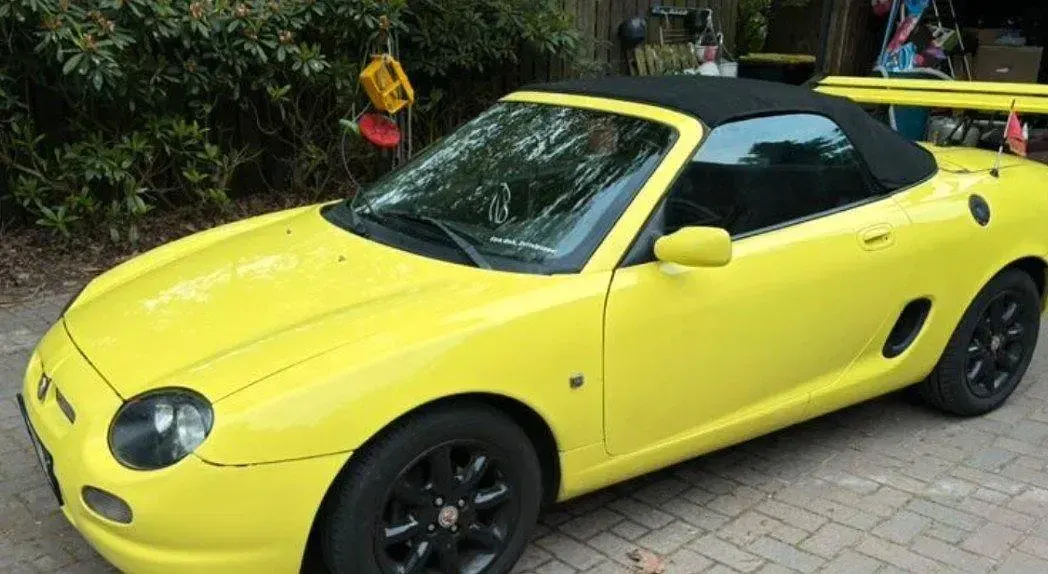 Gebraucht Rover MGF 120 PS (88 kW) 1997 Gelb Cabrio