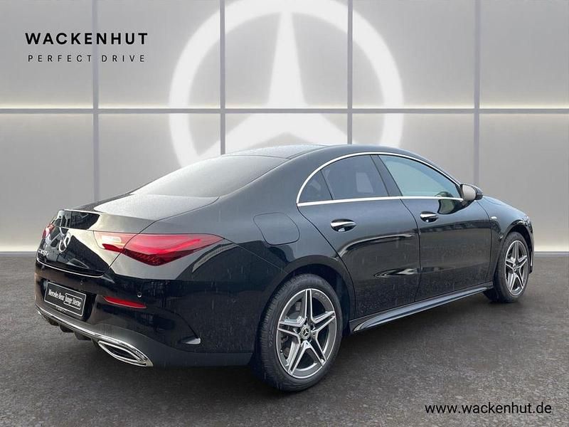Gebraucht Mercedes CLA250e AMG 163 PS (119 kW) 2025 Schwarz Limousine