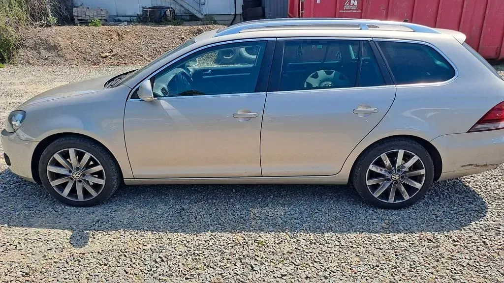 Gebraucht VW Golf VI Highline 122 PS (89 kW) 2012 Silber Kleinwagen