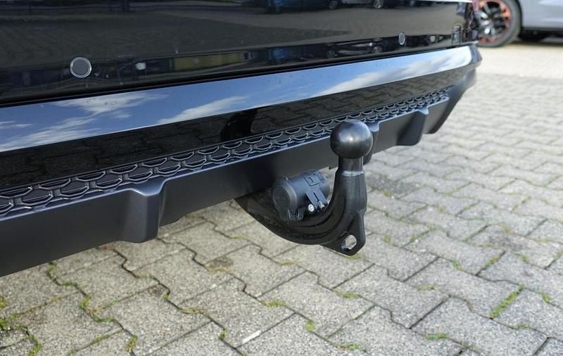 Gebraucht Audi e-tron S-Line 394 PS (289 kW) 2024 Metallic SUV