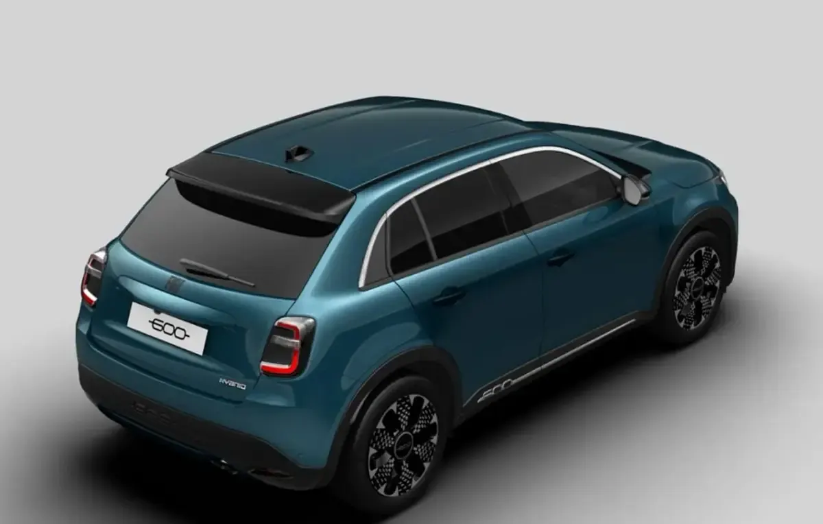 Neu Fiat 600 La Prima 136 PS (100 kW) 2026 Mare grün sonderlackierung SUV