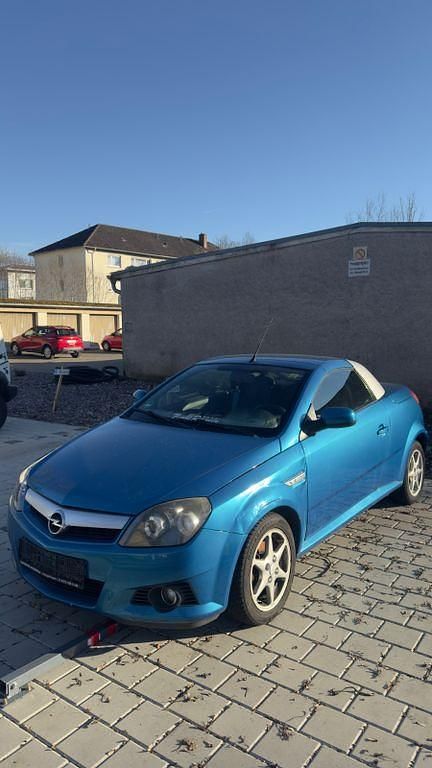 Gebraucht Opel Tigra Enjoy 90 PS (66 kW) 2004 Blau Cabrio