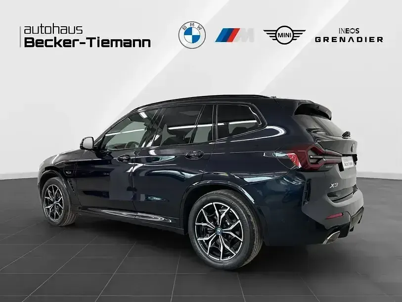 Gebraucht BMW X3 Sport Line 292 PS (214 kW) 2022 Schwarz SUV