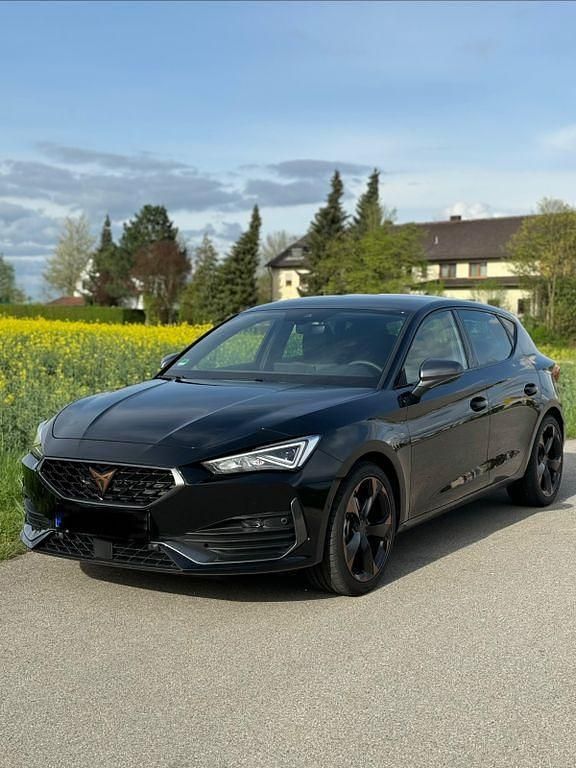 Gebraucht Cupra Leon 150 PS (110 kW) 2023 Schwarz Limousine