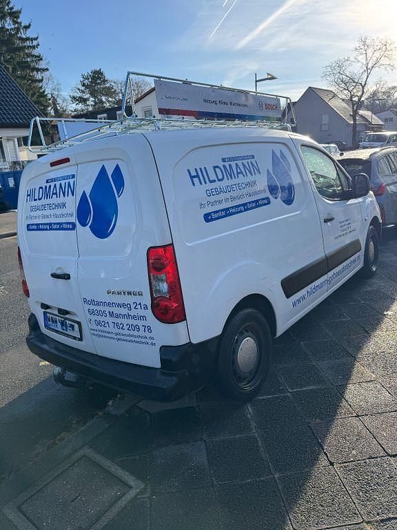 Gebraucht Peugeot Partner 75 PS (55 kW) 2009 Weiß Van / Kleinbus