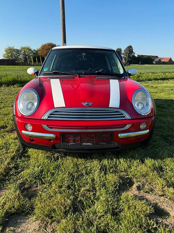 Usata Mini Cooper 115 CV (84 kW) 2003 Rosso Utilitaria