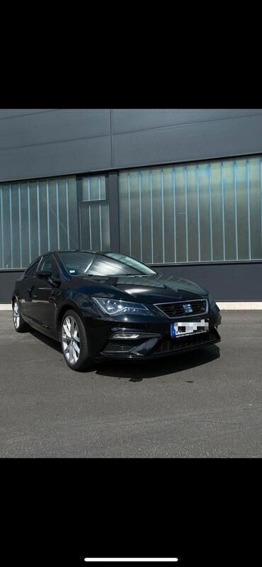Schwarz Gebraucht 2017 Seat Leon SC FR Kleinwagen | 9.900 € (Fairer Preis) - Bild 1/4