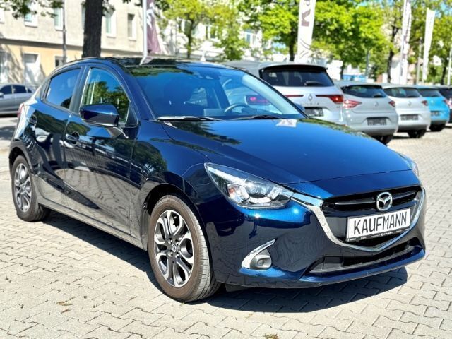 Blau Gebraucht 2018 Mazda 2 Sports-Line Limousine | 13.890 € (Etwas zu teuer) - Bild 1/4