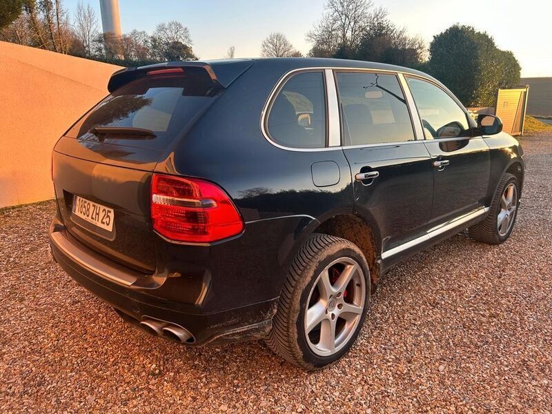 Gebraucht Porsche Cayenne Turbo 581 PS (427 kW) 2007 Schwarz SUV
