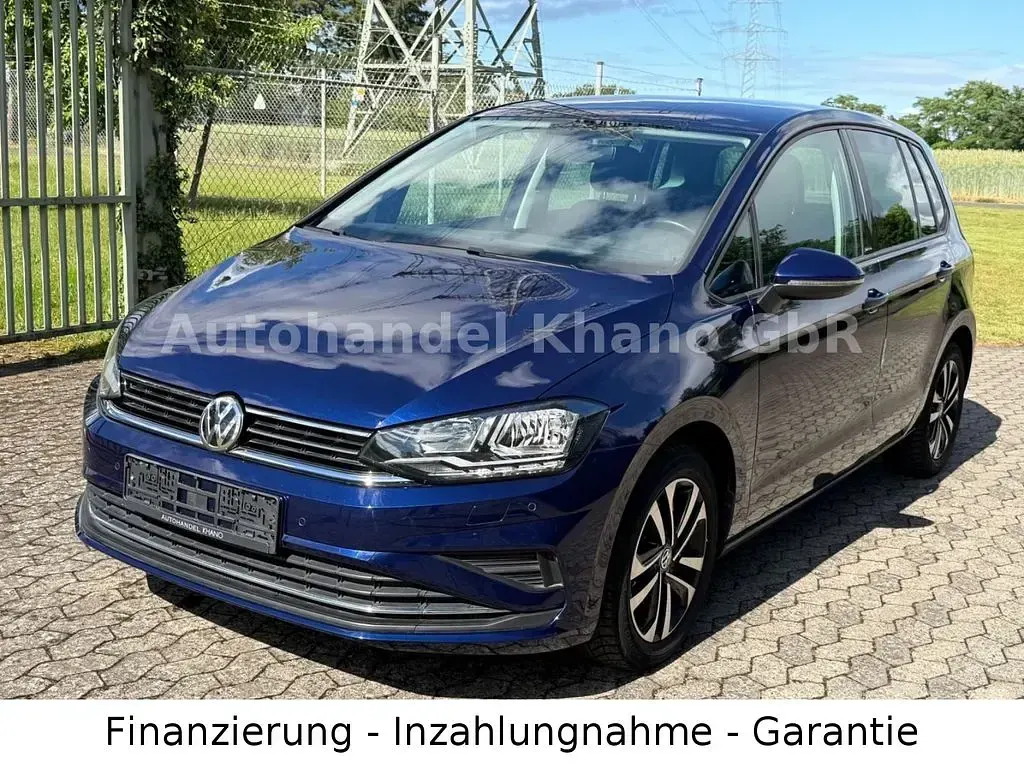 Gebraucht VW Golf VIII United 116 PS (85 kW) 2020 Blau Van / Kleinbus