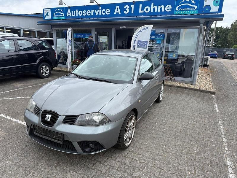 Gris delfin Gebraucht 2006 Seat Ibiza Ecomotive Kleinwagen | 950 € (Fairer Preis) - Bild 1/4