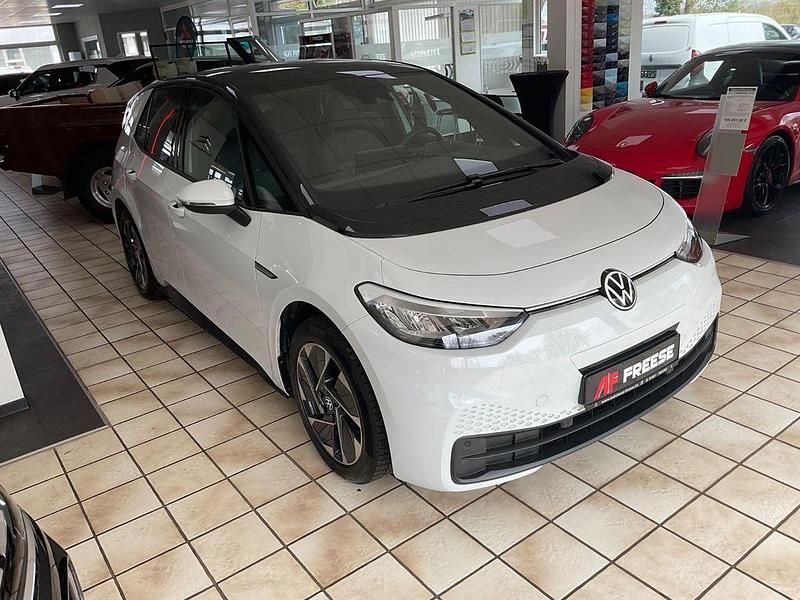 Second-hand VW ID.3 Pro Performance 150 kW (204 CP) 2023 Alb Hatchback
