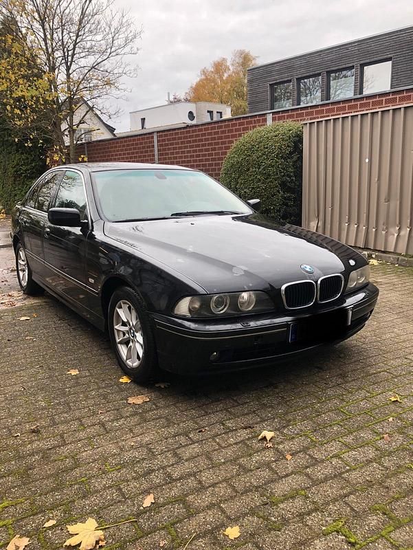 Schwarz Gebraucht 2003 BMW 525 Limousine | 2.800 € (Superpreis) - Bild 1/4