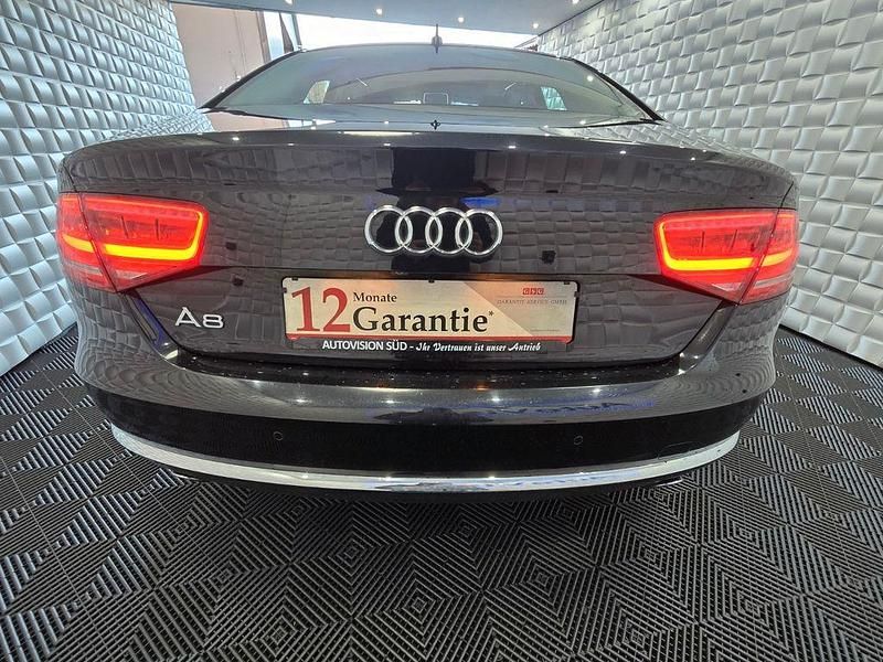 Gebraucht Audi A8 Ambiente 250 PS (183 kW) 2012 Schwarz Limousine