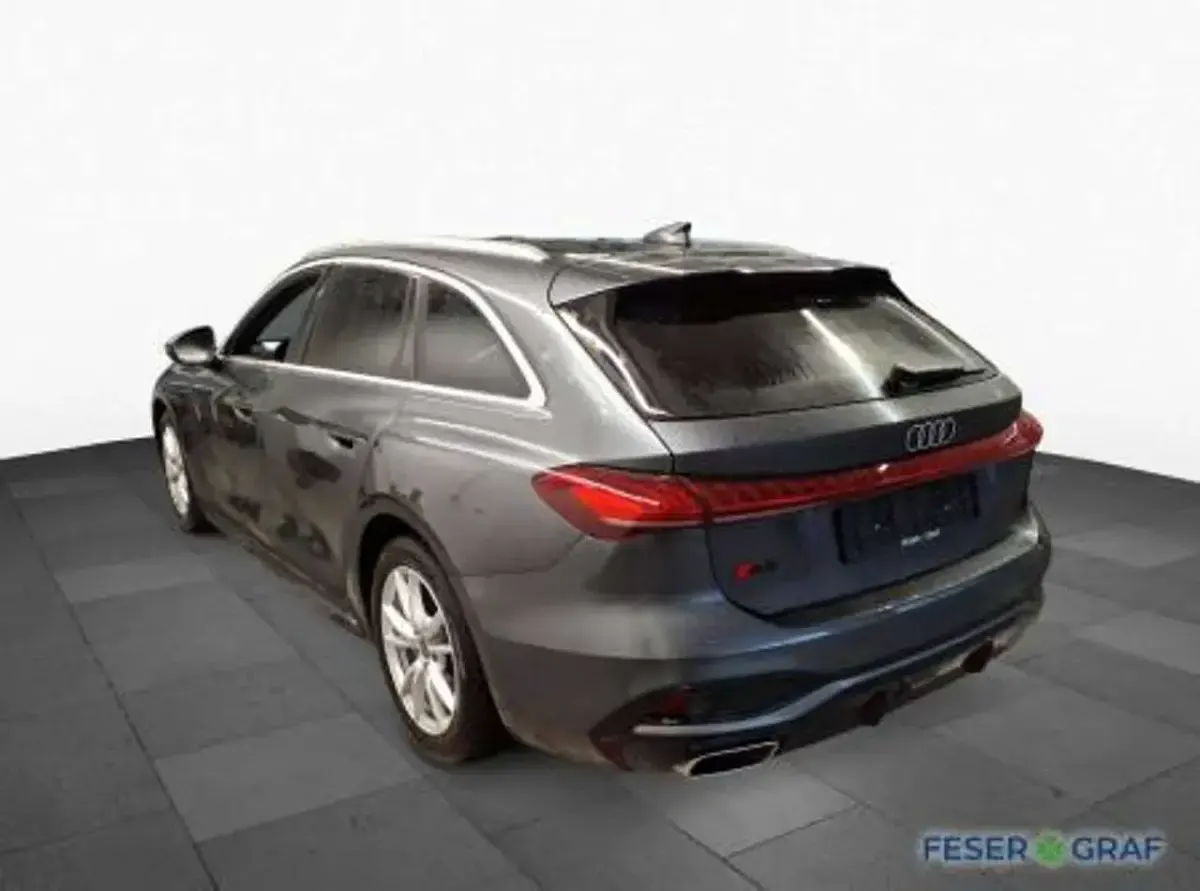 Gebraucht Audi A5 S-Line 204 PS (150 kW) 2025 Daytonagrau perleffekt Kombi