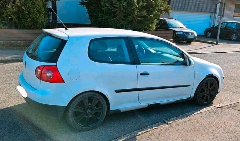 Gebraucht VW Golf V 75 PS (55 kW) 2006 Weiß Kleinwagen