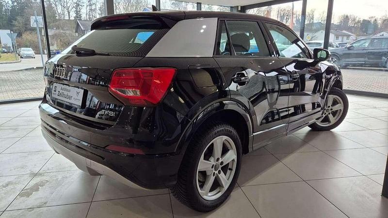 Gebraucht Audi Q2 Sport 150 PS (110 kW) 2017 Schwarz SUV