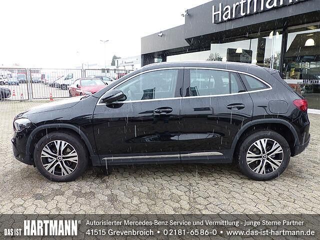 Gebraucht Mercedes GLA180 Progressive 136 PS (100 kW) 2023 Schwarz SUV