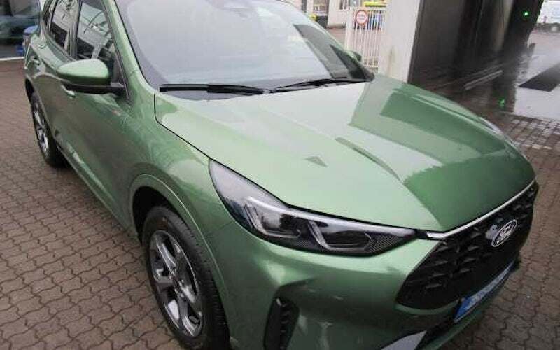 Grün Neu 2025 Ford Kuga ST-Line SUV | 45.990 € (Fairer Preis) - Bild 1/4