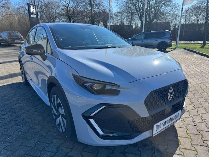 Neu Renault Clio V Evolution 114 PS (83 kW) 2026 Rafalegrau Kleinwagen