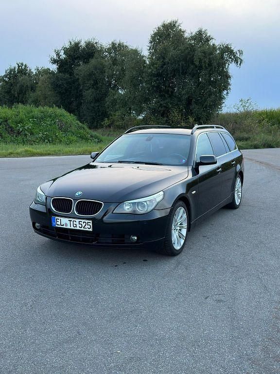 Gebraucht BMW 525 Sport Line 192 PS (141 kW) 2004 Schwarz Kombi
